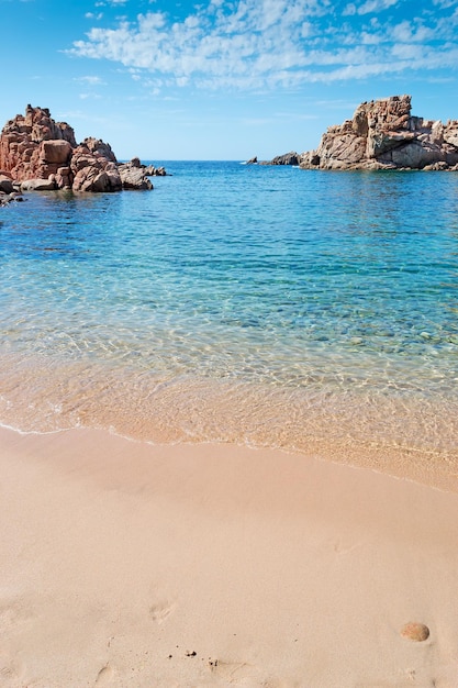 Playa de Costa Paradiso en un día despejado