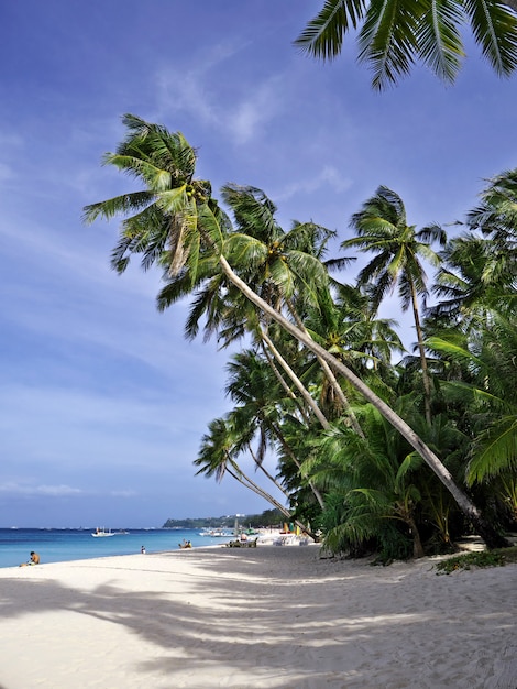 La playa en la isla de Boracay, Filipinas