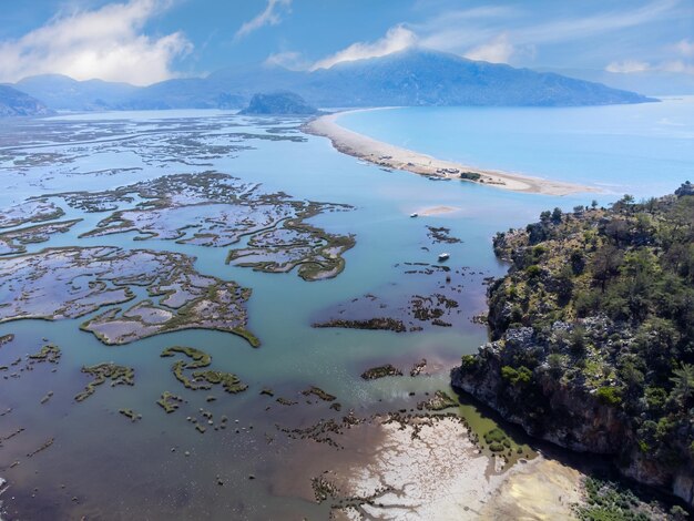 Playa Iztuzu cerca de Dalyan en el distrito de Ortaca de la provincia de Mugla