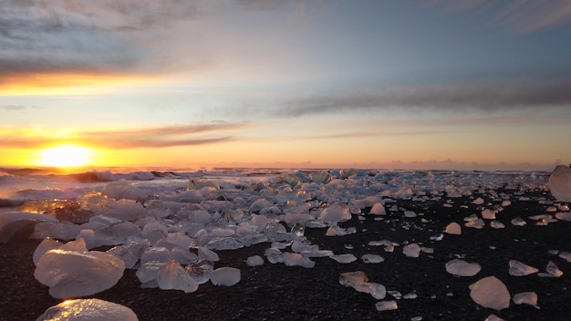 Playa Jokulsarlon Playa Diamante Con Rocas Gigantes De Hielo En La Playa Lava Negra