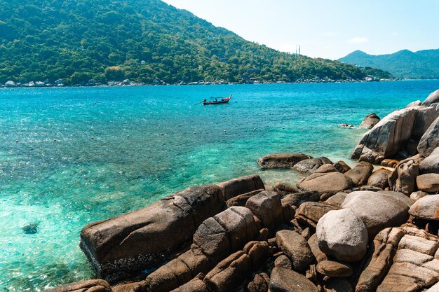 Playa y mar en Koh Tao Tailandia