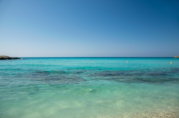 La playa más famosa de Chipre con aguas cristalinas Nissi Beach