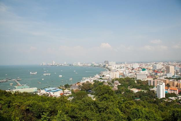 Foto playa de pattaya.