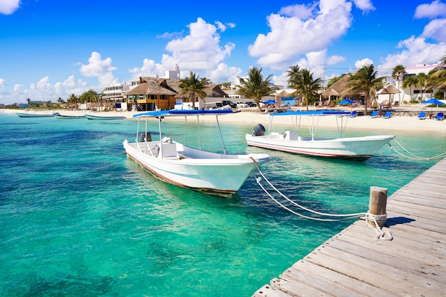 Foto playa puerto morelos en riviera maya