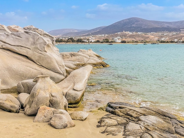 Playa romántica en la isla griega