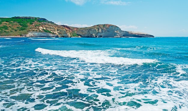 Playa de Santa Caterina di Pittinuri en un día claro