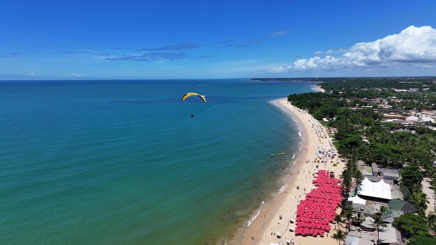 La playa de Taperapua en Porto Seguro Bahia, en el noreste de Brasil