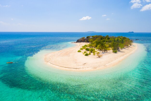 Playa tropical en Coron, Filipinas