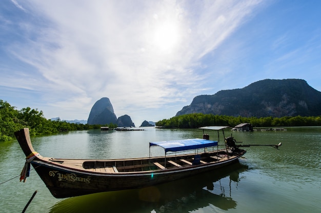 Playa tropical, Mar de Andaman, Tailandia