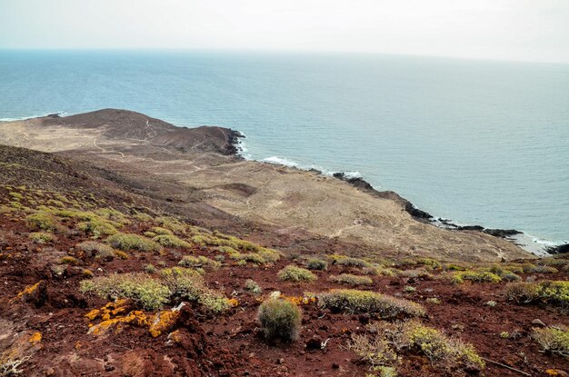 Playa tropical vacía en las Islas Canarias