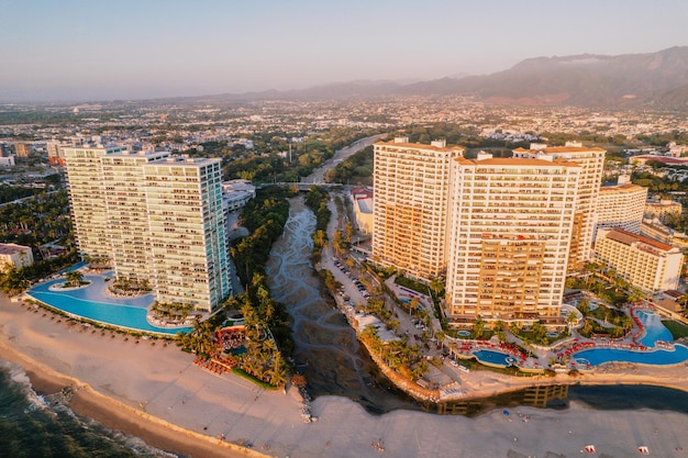 Playas al atardecer en Puerto Vallarta