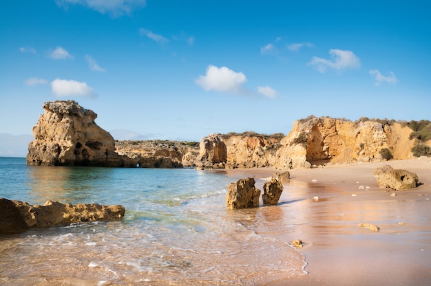 Playas doradas de Albufeira, Portugal