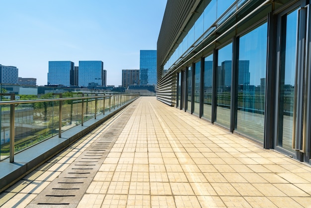 Plaza del centro financiero y edificio de oficinas en Ningbo, China