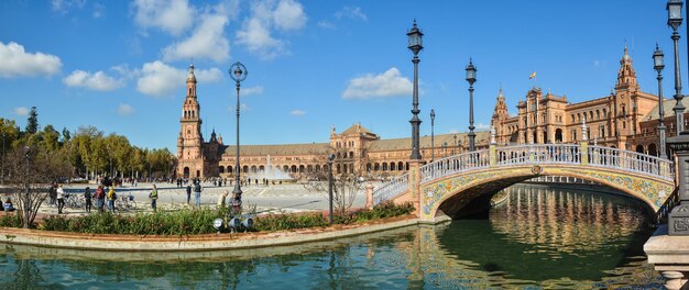 Plaza de Espanha no panorama de Sevilha