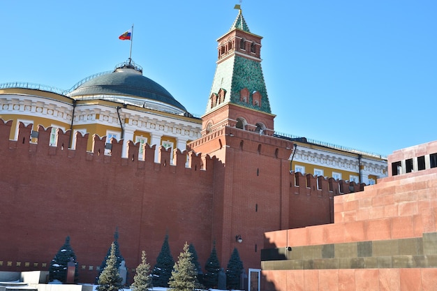 Plaza Roja el Kremlin de Moscú y el mausoleo de Lenin