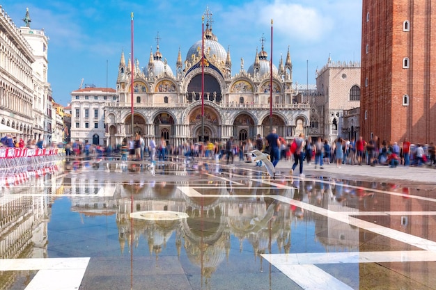 Plaza de San Marcos al amanecer Venecia Italia