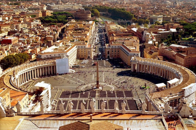 Plaza de San Pedro desde el techo de la Basílica de San Pedro Roma Italia