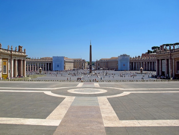 Plaza de San Pedro Vaticano Roma Italia