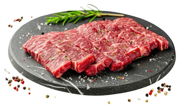 PNG Premium Rare Slices sirloin Wagyu A5 carne de res en plato de piedra carne de alimentos de fondo blanco