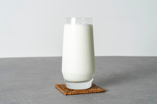 Poção de frutas manga ade limão ade iogurte simples mirtilo iogurte smoothie