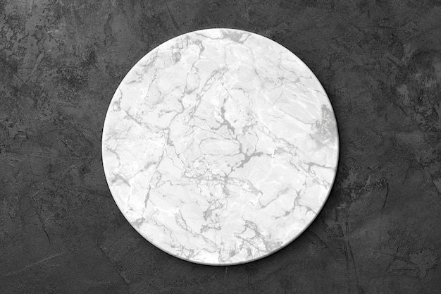 Podium de pedestal de cilindro de mármol blanco para exhibición de productos sobre un fondo realista de mármol negro