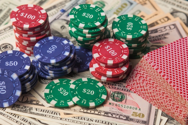 Pokerchips in Dollar