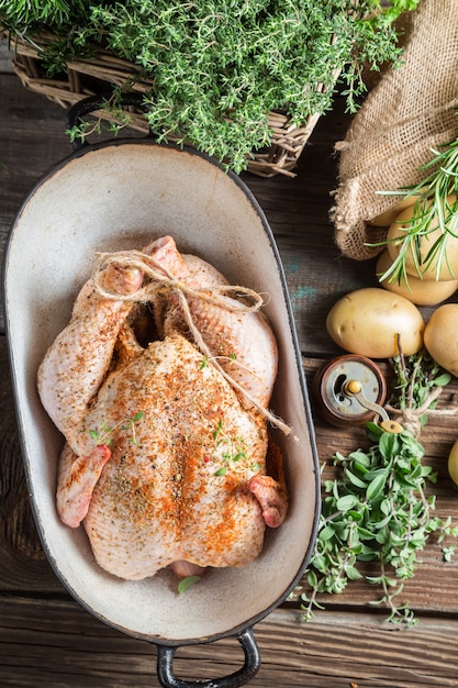 Foto pollo al horno con romero