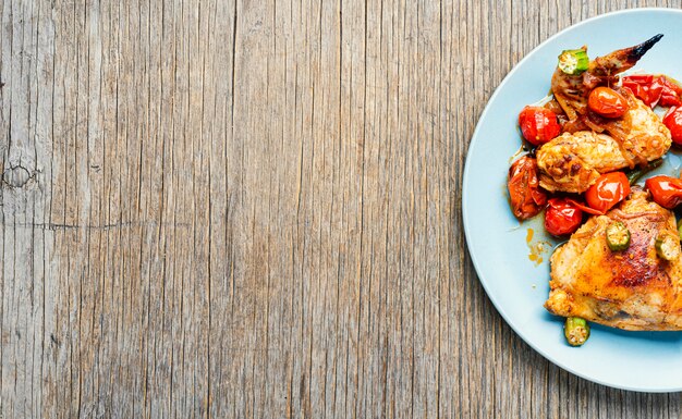 Pollo al horno con verduras