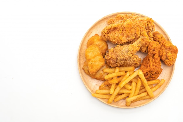 Pollo Frito Con Papas Fritas Y Nuggets De Comida