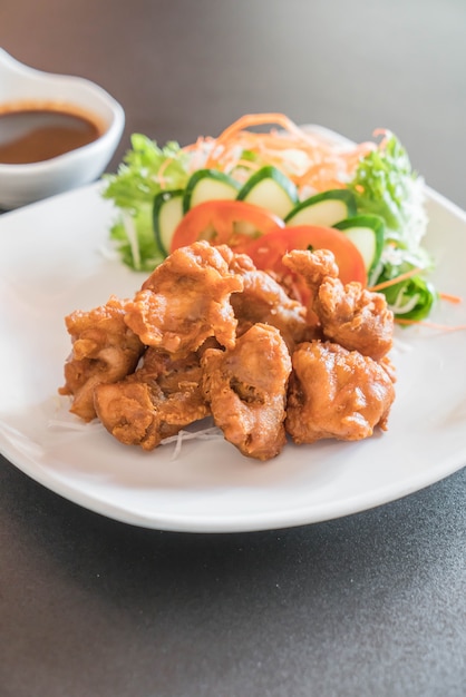 Pollo Frito Con Salsa Tonkatsu