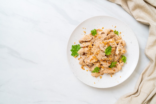 pollo salteado con ajo