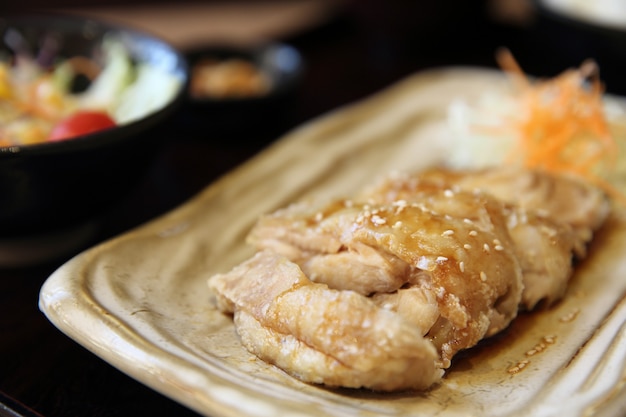 Pollo teriyaki con arroz