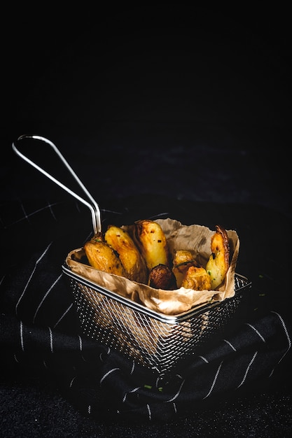 Pommes frites golden und knusprig