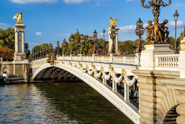 Pont Alexandre III em Paris