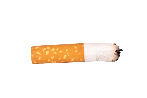 Pontas de cigarro isoladas no fundo branco.