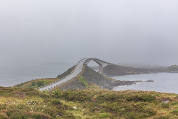 Ponte da Noruega, litoral atlântico