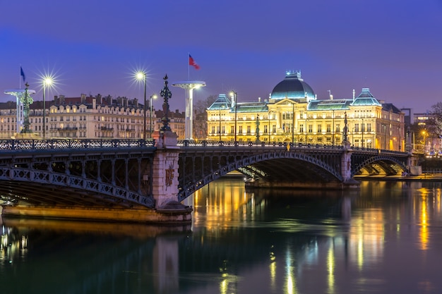 Ponte da universidade de lyon frança