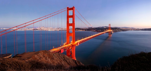 Foto ponte do portão dourado contra o céu