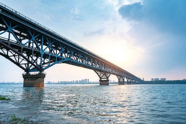 Ponte do rio Nanjing Yangtze