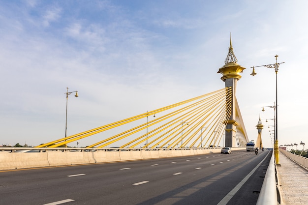 Ponte em nonthaburi tailândia