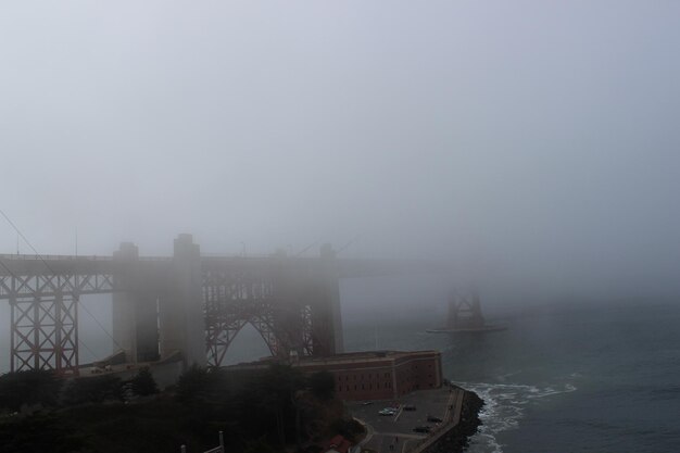 Ponte Golden Gate na névoa San Francisco EUA