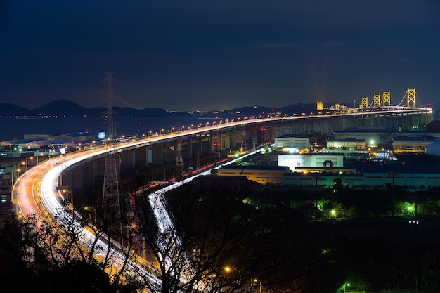 Ponte Grande Seto e distrito industrial à noite