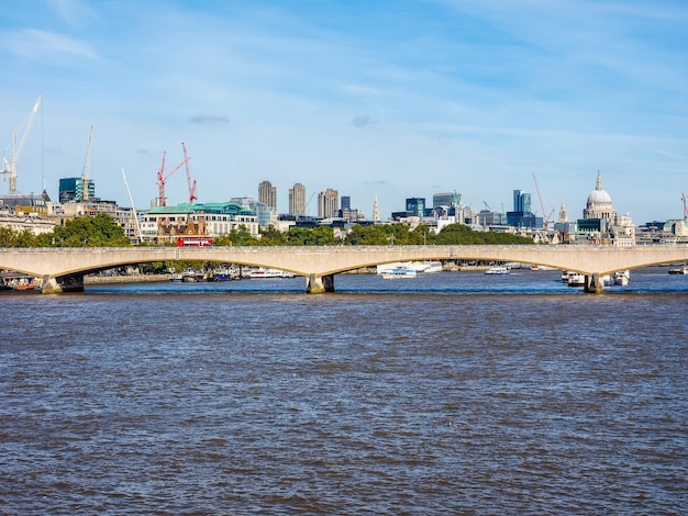 Ponte HDR Waterloo em Londres