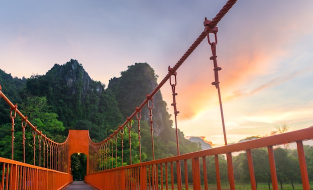 Ponte laranja VangVieng, Lao VangVieng