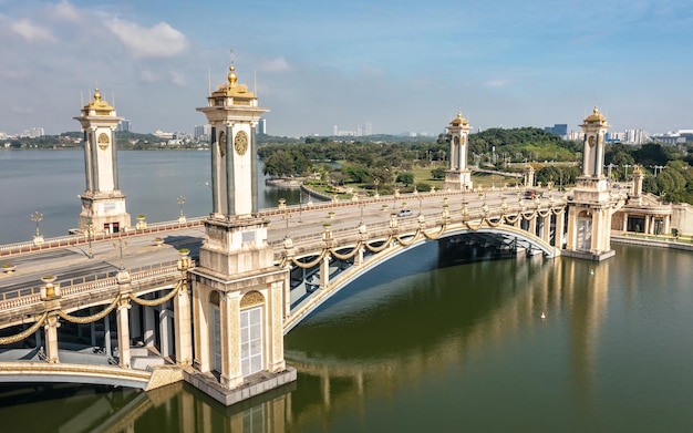 Foto ponte seri gemilang em putrajaya