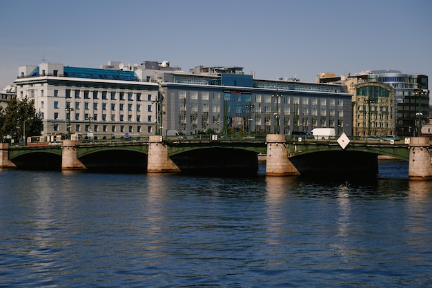 Ponte sobre o rio Neva, São Petersburgo, Rússia, março de 2023