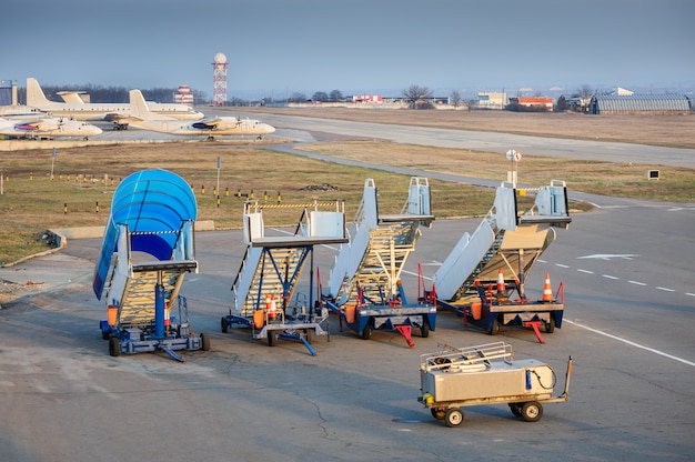 Pontes de embarque de aeronaves