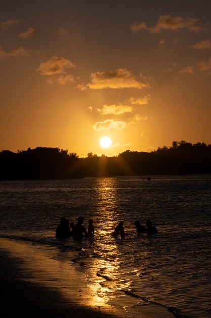 pôr do sol de guam