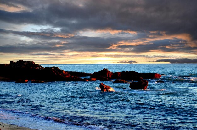 Pôr do sol em Coves de Roche, Conil de la Frontera, Cádis.