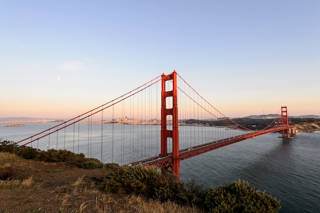 Pôr do sol na ponte Golden Gate, São Francisco